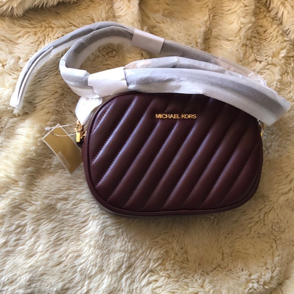 Michael kors purse - Picture 2 of 5